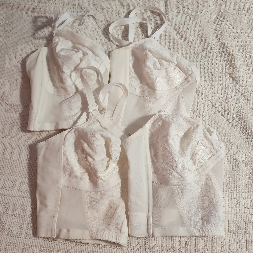 Jcpenney Vintage Bras Bundle Of Four Included